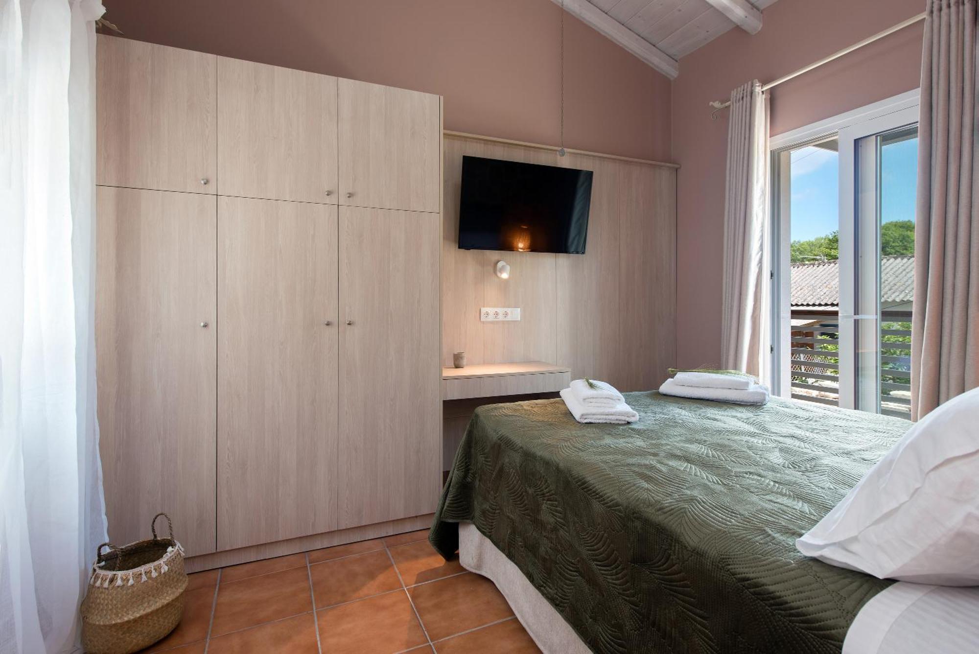 Nikas Guest House Kanali  ภายนอก รูปภาพ